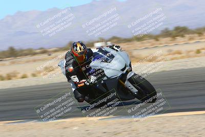 media/Mar-12-2022-SoCal Trackdays (Sat) [[152081554b]]/Turn 14 Inside (155pm)/